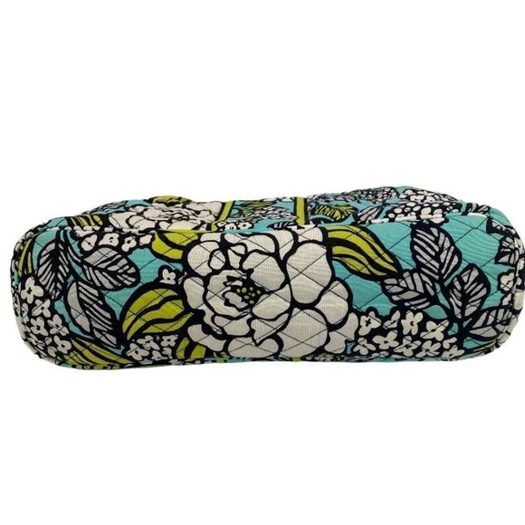 Vera Bradley “Abby” in ISLAND BLOOMS purse bag - Picture 6 of 16